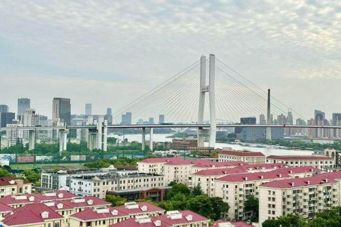 2br, 100sq,first rent, open river view, subway L4Tangqiao, big balcony，10.8k