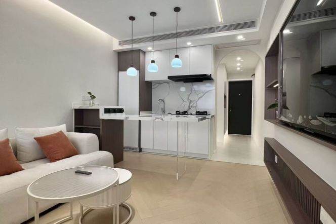 Changping rd 1BR apartment
