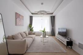 Elevator 1BR | Ruijin No.2 Road | 2-min walk to Line 9 Dapuqiao Station