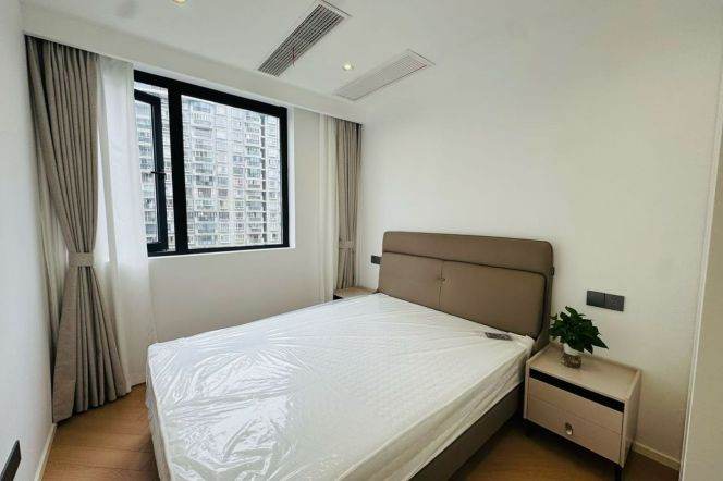 Quality 1br high-rise nr Jiashan rd Line 9&12