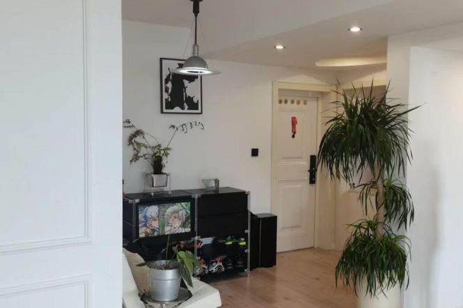 3Bdrs 2aths Apt/Spacious&Modern/ Line 13 Jiangning Rd/Good View/elevator
