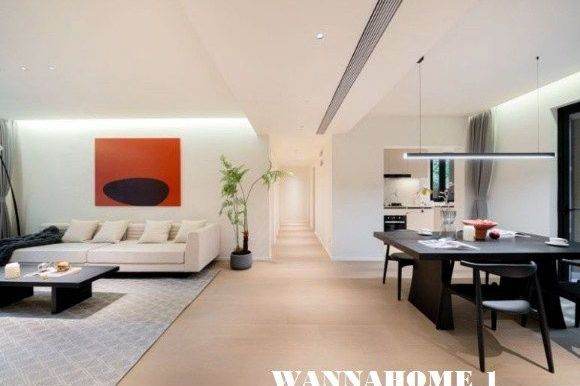 Large Balcony+Spacious&Bright&Modern 4Bdrs 2Baths+W Nanjing Rd CBD+Ladoll City+Great Compound