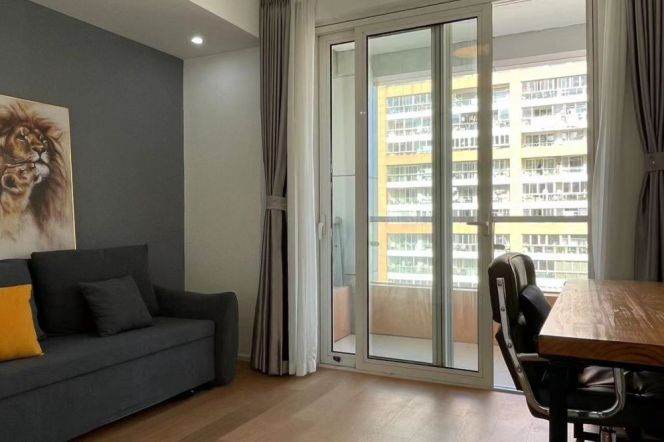 Stunning View+Large Balcony+Modern&Spacious 2Bdrs 2Baths Apt+Top Compound+L2/11Jiang Su Rd