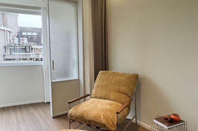 Impressive 2br+huge balcony | Jiangsu rd L2/11 | Good sunshine