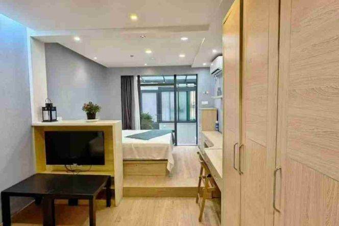 Modern&Spacious 1+1Bdrs 1Bath Apt+Jing An Temple Metro+Enough Storage