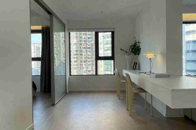 Top Compound+Spacious&Modern 2Bdrs 2Baths Apt+Hua Shan Rd+An Fu Rd+Wu Kang Rd+Large Balcony