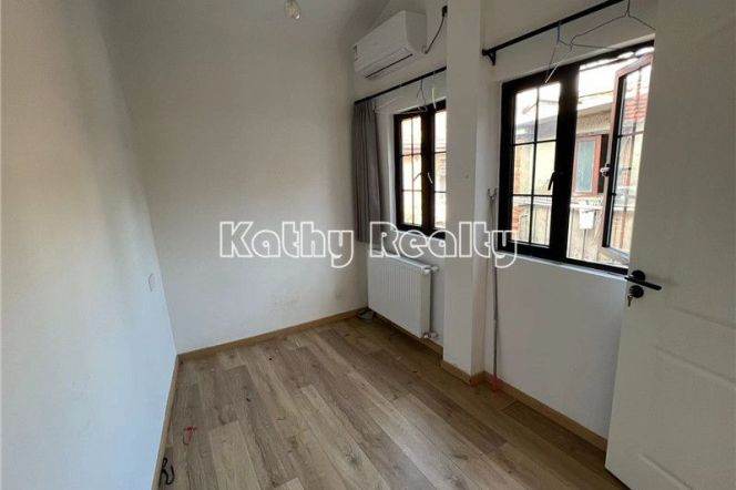 High ceiling 2BR 2Bath wall heating Huaihai Rd 14k
