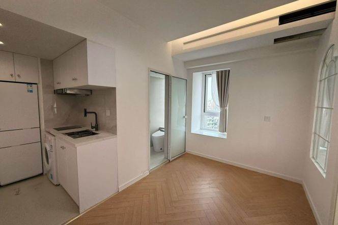 jinshajiang rd station one bedroom