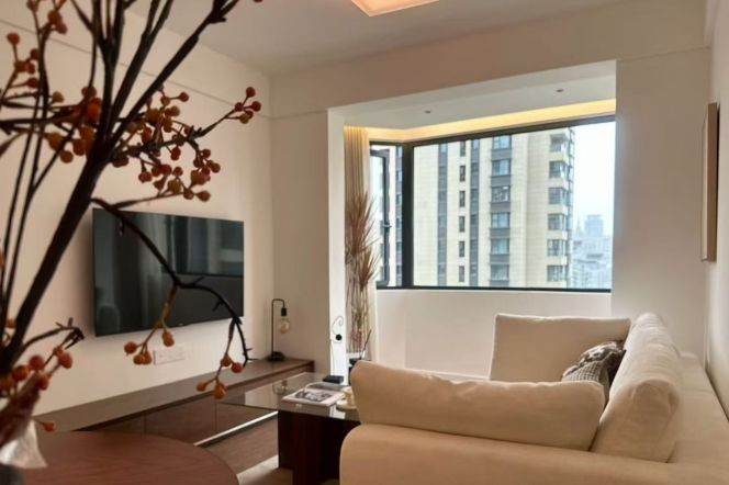 Jing'an| High-floor 270° River View 1BR | Near Line 3/4/1/12/13 Metro
