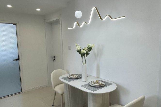 Elevator 2BR, Longcao Rd, 5 mins to Line1/12, Caobao Rd