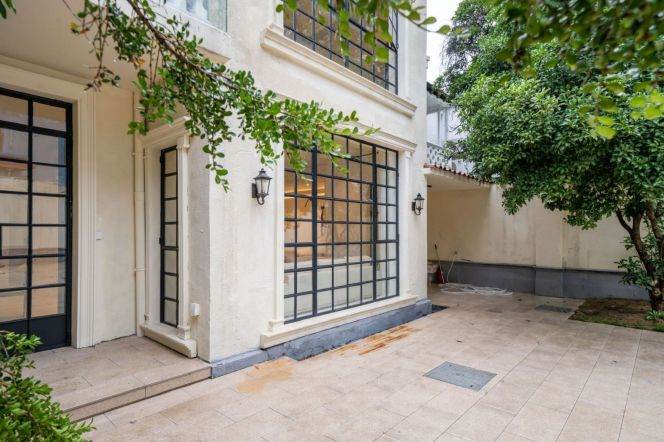 300 sqm garden house near Jiaotong University 
