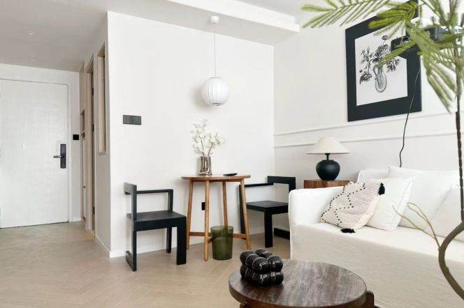 Short term super nice modern 1 br 8.5K golden location M2/7/14 Jing'an 