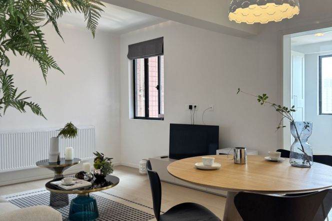 Spacious&Modern&Bright 2Br | South Shanxi rd IAPM | Standard 2br + balony + elevator | Good view