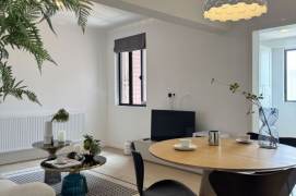 Spacious&Modern&Bright 2Br | South Shanxi rd IAPM | Standard 2br + balony + elevator | Good view