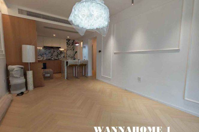 Stunning View+Modern&Bright&New 3Bdrs 2Baths Apt+West Nanjing Rd+Large Balconies