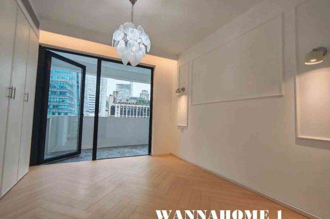 Stunning View+Modern&Bright&New 3Bdrs 2Baths Apt+West Nanjing Rd+Large Balconies