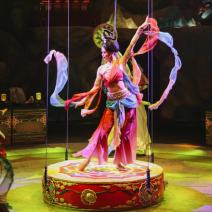 Say Dunhuang — Xuyan Immersive Dining