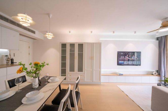1 BR/Xujiahui/Balcony/Good lighting/Stylish interior