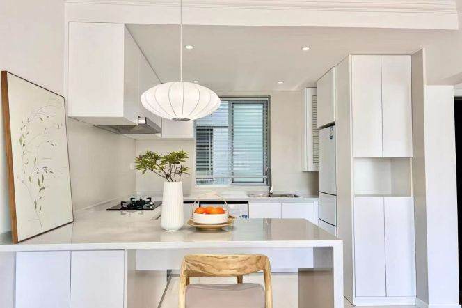 brand new big 1 bedroom floor heating brand new furniture indoor stadium 12.5K 