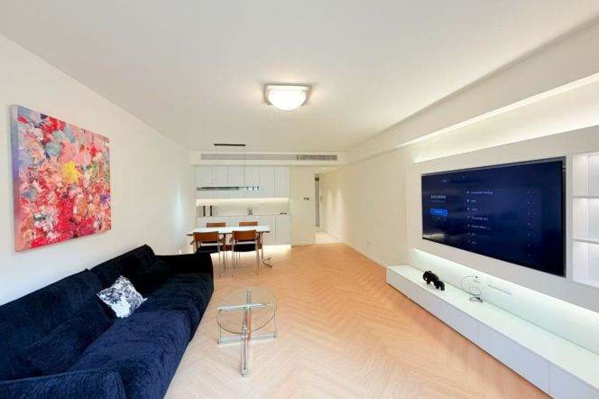 Jing’an temple station stunning & spacious 1br with 13k