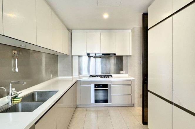 brand new big 3brs floor heating open balcony nice view brand new furniture line 2,11 