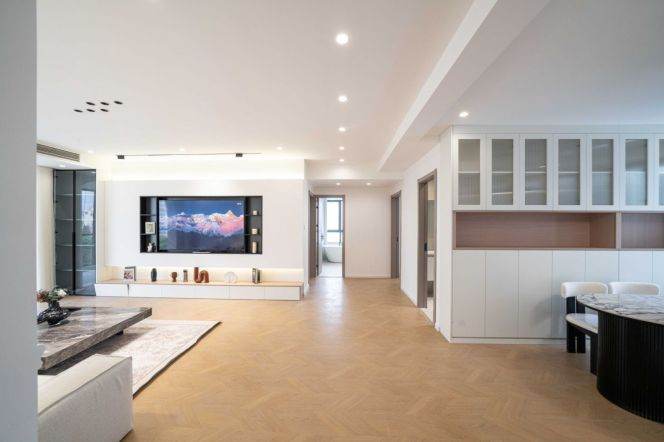 Modern decoration 3brs with floor heating  belong to Lujizui
