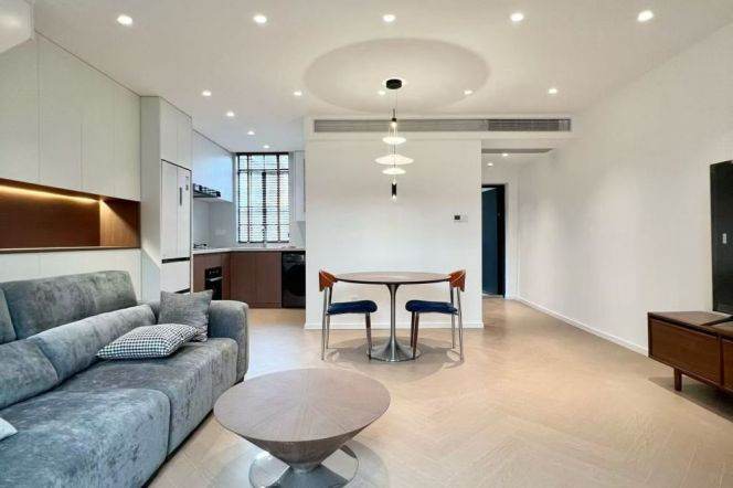 Jing’an Villa - West nanjing Road - renovated apt- prime location- Taikoo Hui 