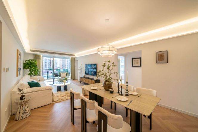 modern big 3brs floor heating open balcony nice view in best compound Xujiahui line 1,9,11