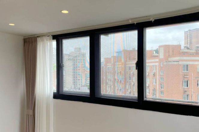 Bright&Spacious&Modern 2Bdrs 1Bath+High Ceiling+Nice Compound/L3+4+10 Hong Qiao Rd