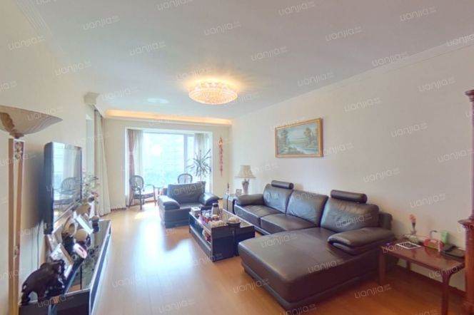 3 Brs, 2 Baths, Open Balcony/Central ac/Oven/Gym/Swimming pool, 170 sqm @ Zhenping metro L3,4&7