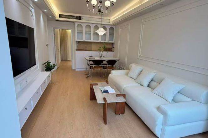 Zhongshan Park 2BR/Elevator