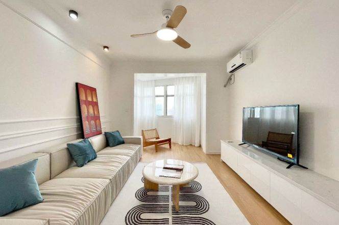 zhenping rd station one bedroom