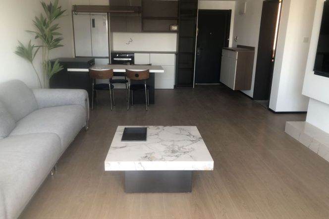 jiaotong uni 3BR/2Baths/150sqm@L10/11
