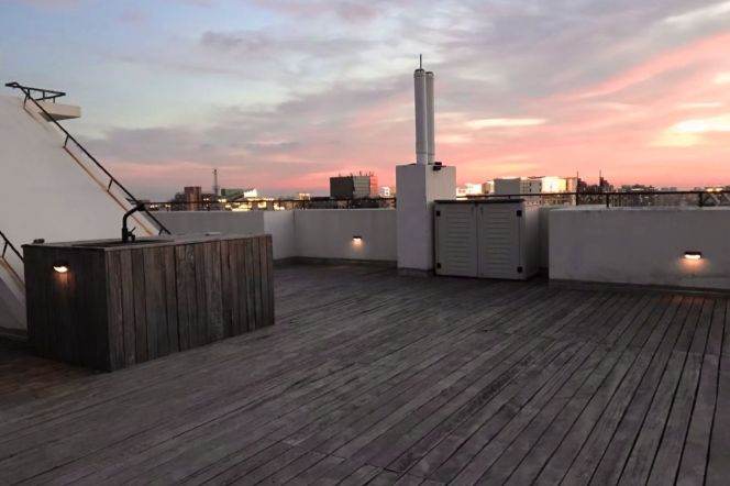 Xujiahui 3br with 160 sqm Private terrace