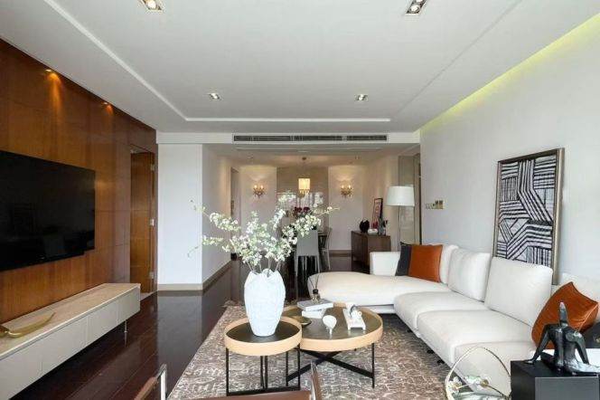 All-South 3BR Near Jiaotong University Metro with Central AC & Heating
