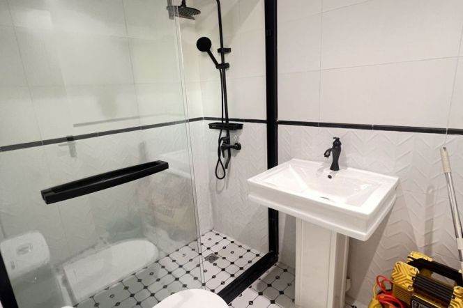 Jing'an temple/modern 1br 1lr+Study/loft/big living room/bright room,@L11/14/2/7