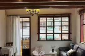 Jing'an temple 1BR apartment with balcony