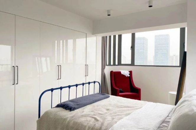 4 Brs, 2 Baths, Floor heating/Central ac/Oven, 170 sqm @ South Shaaxi metro L1,12&10