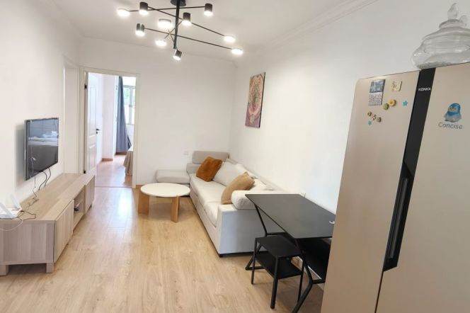 Modern 3Brs/1Lr/1Bt apt nr Changping rd,M7