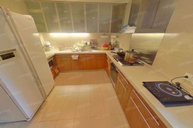 3 Brs, 2 Baths, Open Balcony/Central ac/Oven/Gym/Swimming pool, 170 sqm @ Zhenping metro L3,4&7