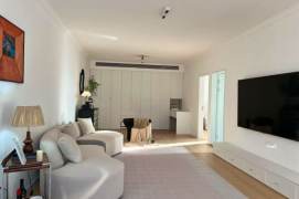 jiangsu rd elevator 2BR/big living room@L2/11