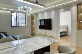 Big 3Br-2bathr 130Sqm + great sunshine /Next to L2&11 Jiangsu Rd/Good Compound