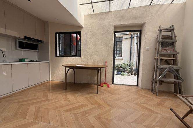 Nice yard 1Br/1Lr/1Bt apt nr Xujiahui,M1/9/10/11