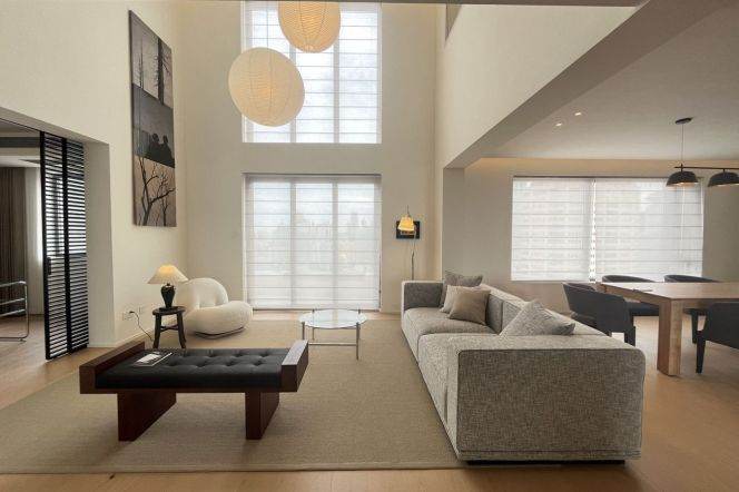 Suzhou creek  High-Rise Penthouse Duplex with River View 4+1BR 3BA