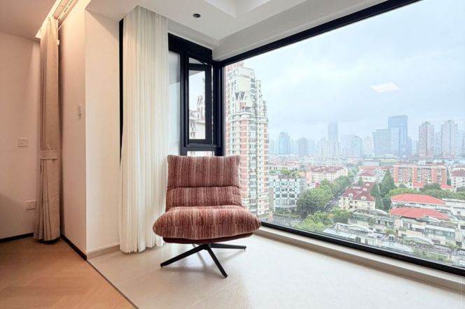 Tianshan Business District High-Floor Smart 3BR Apartment with Green View
