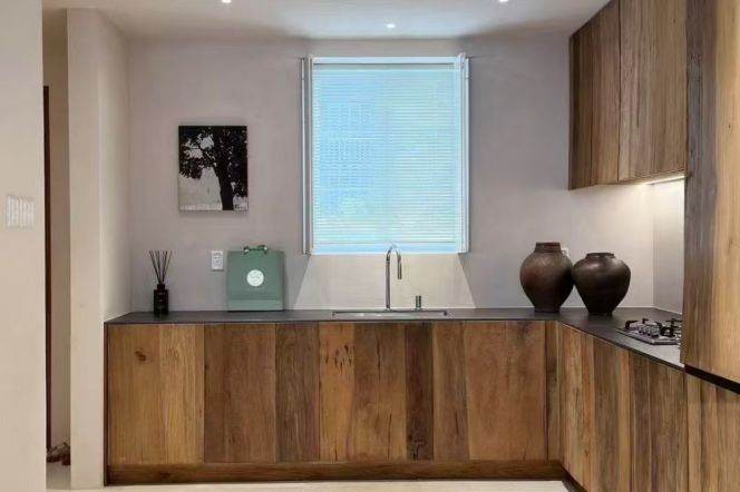 6 million renovation for the whole building on Shaoxing Road, ready to rent. Would you like it？