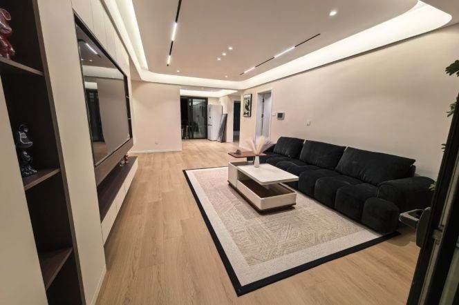 Modern decoration 3brs with floor heating beside the biggest park in Shanghai 