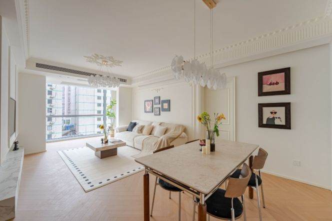 Xujiahui Light‑French Style 2‑Bedroom Bright Apartment