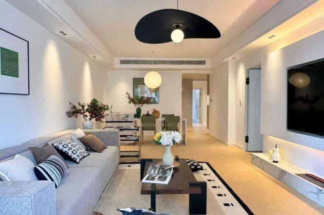 2BR/130sqm/Free clubhouse/Good lighting&interior/