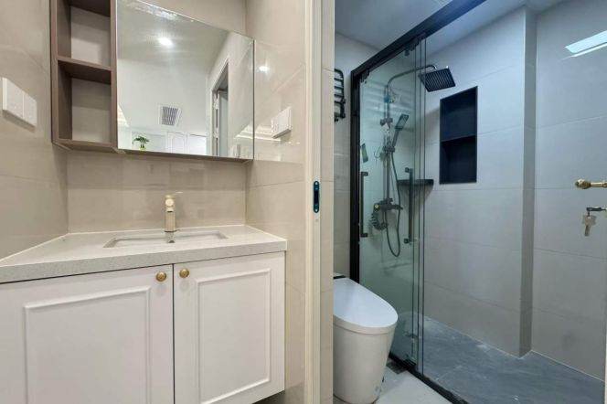 jiaotong uni 1BR/big yard@L10/11